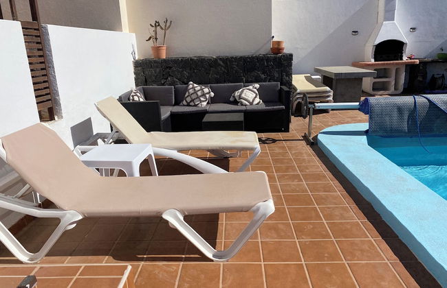 Beautiful Spacious Villa in Playa Blanca - Photo 13