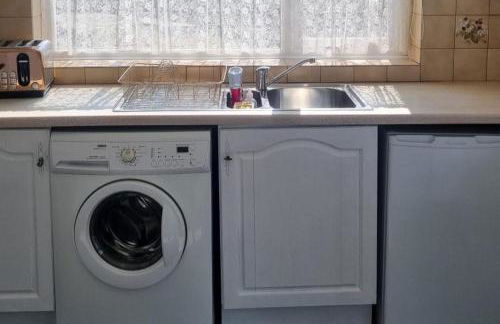 Doncaster-House-Sleeps8-Parking-Garden - Foto 15