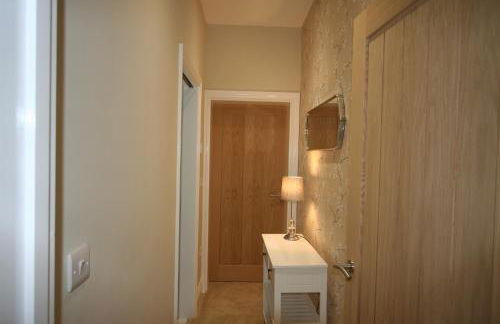 Crossing Cottage Sleeps 6 Parking, Family & Contractors Newark - Photo 13