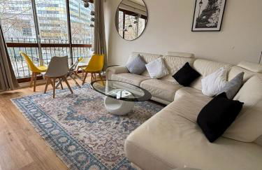 7 min walk to metro la défense, 2BDs parking - Foto 1