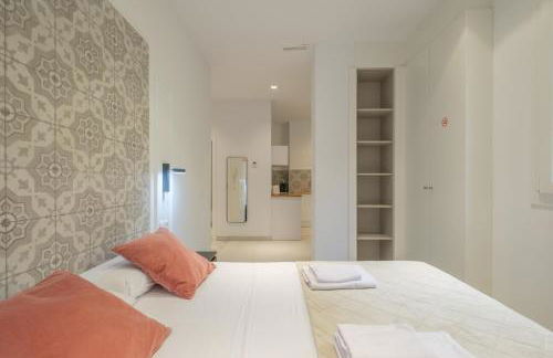 Chic & Comfortable Apartment, Private Terrace - Foto 13
