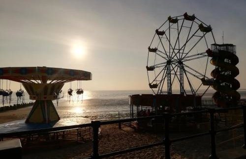 2 bedroom chalet bungalow on Humberston Fitties. - Foto 24