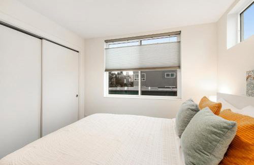 City-View Modern - Photo 23