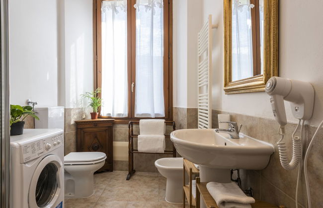 Renovated 19th-Century Apartment in an Authentic Area - Foto 26