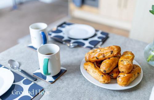 Inviting 2-Bed apartments - Perfect for Contractors & Business Travellers Parking - Wi-Fi - Netflix - Foto 5