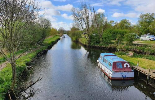 Bonneys Barn Retreat - Luxury homely getaway - Photo 29