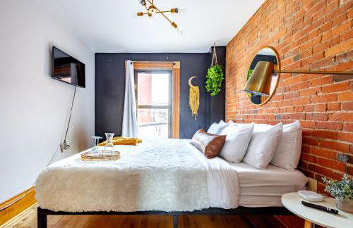 Jungle House Luxury Homes - Columbus Downtown Short North - Walk to Convention Center & Nationwide Arena - Sleeps up to 10 - Free Parking - Over 5,800 Five Stars - Foto 34