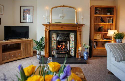 Saintfield Centre - Sleeps 8 - Garage & patio - Foto 1