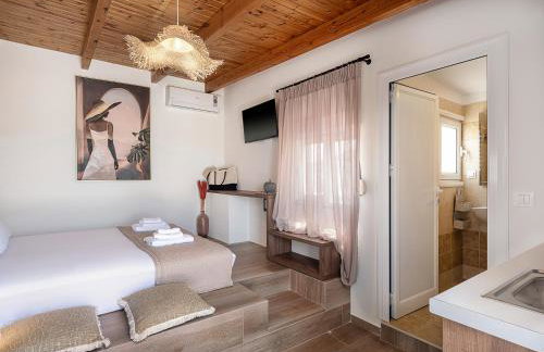 Lavender Suite with Sea View - Beach at your Doorstep - Photo 42