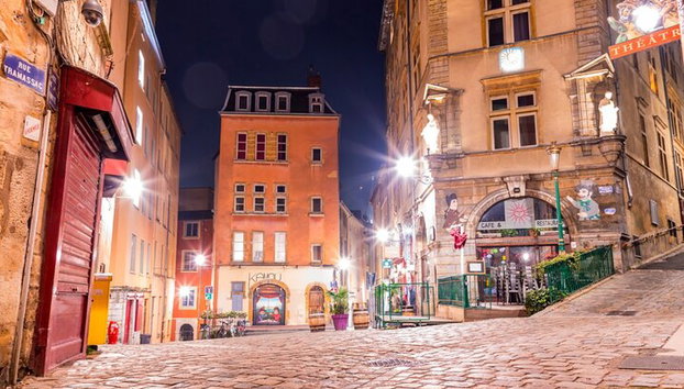 Lyon Ghost Hunt: Sigue el juego de exploración de sombras - Foto 5