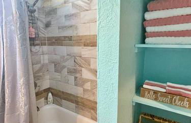 The Poolside Bungalow - Foto 3