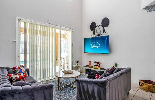 Spacious 7BR Retreat w Pool Game Room - Foto 66