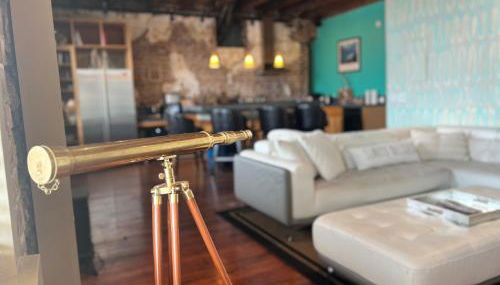 Condo On Broughton St with Elevator and Reserved Parking - Foto 2