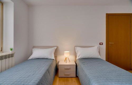 Centro Cormons - 3 Camere Letto & Balcone Privato - Foto 18