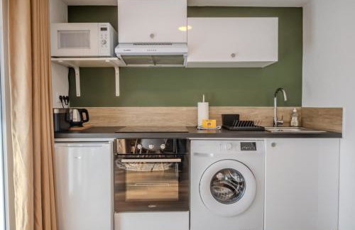Les Cognassiers - Studio Cosy & Equipé - Parking Gratuit - Professionnels & Familles - Foto 24