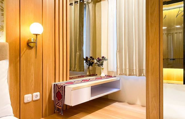 Comfy and Modern Look 1BR LRT City Jatibening Apartment - Foto 18