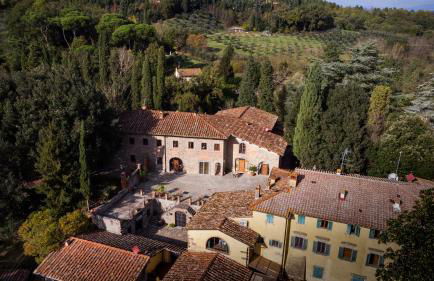 Villa Norcenni Aparthotel - Photo 2