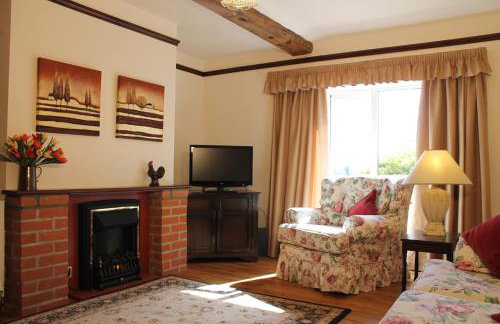 Colston Hall Cottages - Photo 36