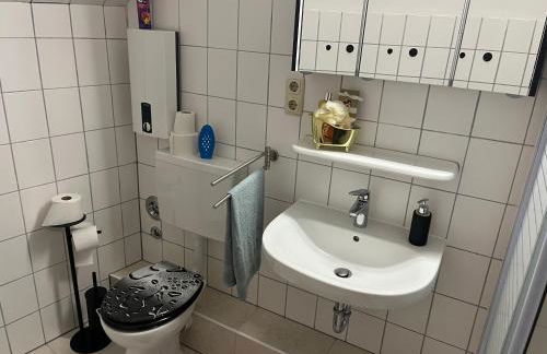 Best-Preis Stadtoase Salzwedel 2x gemütliche Wohnungen bis 8 Personen WLAN Vollausstattung nur Einzelbetten direkt im Zentrum - Foto 19