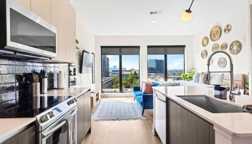 Skyline High - Photo 5