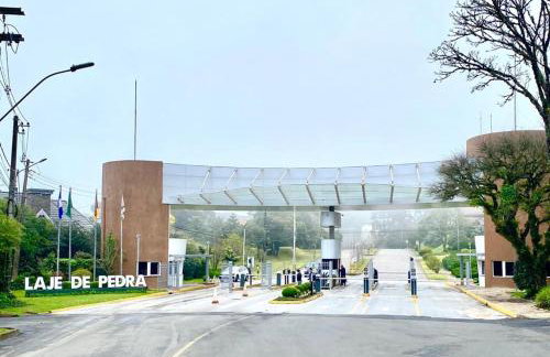 Espetacular apartamento em Canela, Laje de Pedra - Mountain Village - Foto 3