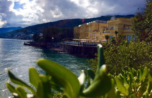 Private Hanglage mit besonderer Ausstattung - Foto 30