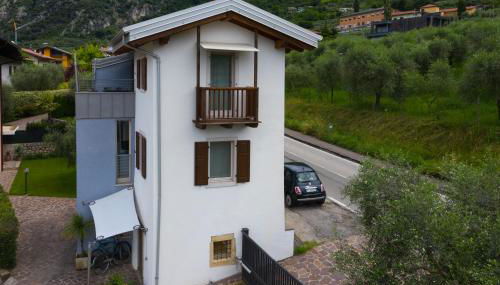 La Torretta, Casa indipendente con parcheggio in zona tranquilla ad Arco - Foto 2
