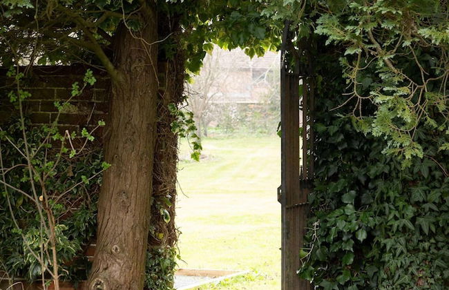 Country Retreat - Sleeps 14 - Large Garden - Photo 97