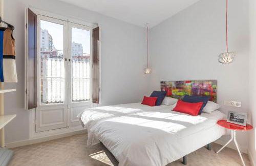 Acogedor, de Diseño Moderno en Zona Antigua - Foto 3