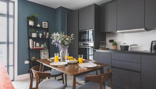 Stunning Premium 2 Bed Flat with Great Views - Rooftop on Top Floor - Foto 5, stove, toaster
