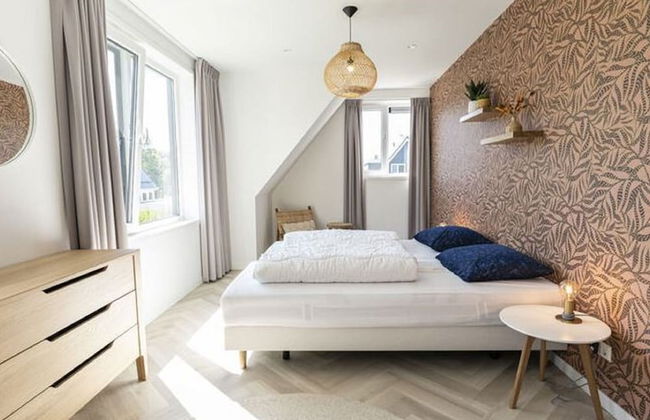 Holiday Home in De Koog Near the Sea - Photo 5