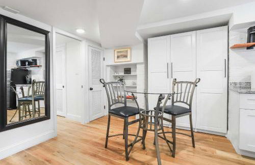 Sojourn Charming Lower Level Studio - Capitol Hill - Foto 7