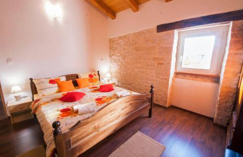 Villa Anton, a luxurious rustic villa in a peaceful setting - Foto 16