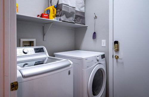 5BR 3BA Family friendly entire home w pool, spa, games, tvs, and more - Photo 23