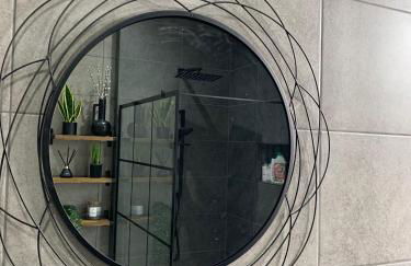 Beautifully Styled 2BR Home with Garden - Foto 21