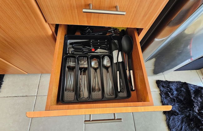 Cozy and Modern Apartment Black & White With Jacuzzi on Terrace - Photo 31