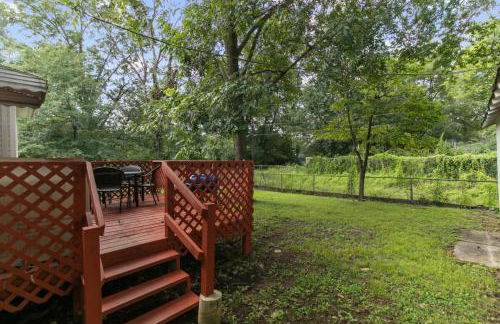 10 Mins to Legion Field Stadium- Blushing Bungalow - Foto 43