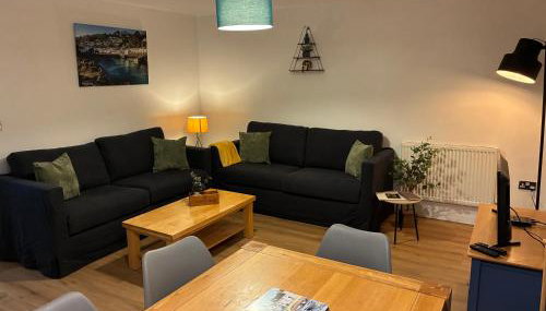 Stylish 3 bed home with allocated parking for 2 - Foto 2