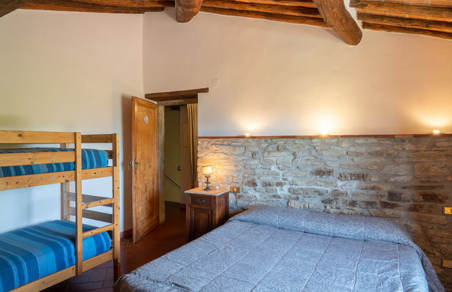 3 bedroom House in Pontassieve with private pool and garden - Photo 25