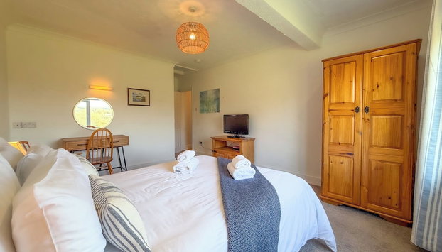 Maytree Cottage - 4 Bedroom Holiday Home - Tenby - Foto 2, Habitación