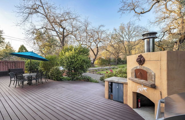 Valley of the Moon by Avantstay Tranquil Escape, Large Yard w/ Hot Tub & Fire Pit - Foto 40