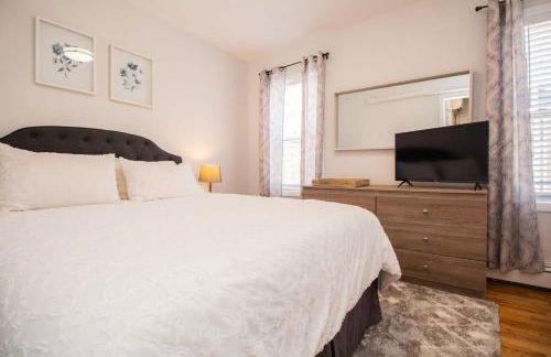 Modern,02 mile to Northeastern, in unit laundry - Foto 7