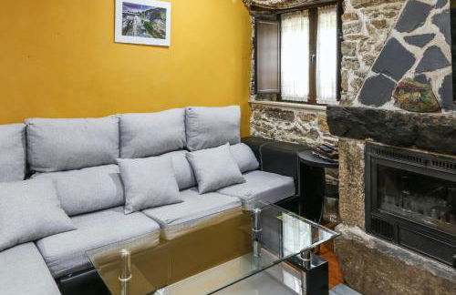 Spacious House with Jacuzzi, Mountain View near Tineo - Foto 12