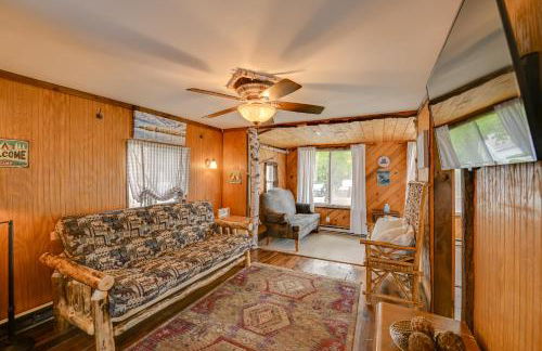 Rustic Caroga Lake Retreat Fish, Hike and Ski! - Foto 3