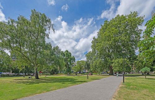 Well Connected 2 Bedroom Flat with Ensuite Bathrooms in London SE5 - Foto 23