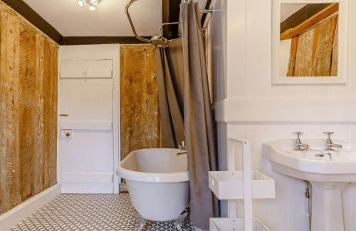 3 Bed in Wootton Fitzpaine 89004 - Photo 19