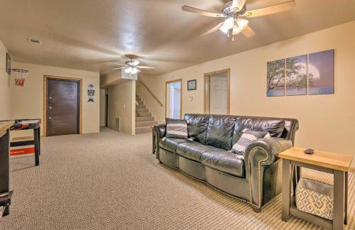 Deck and Fire Pit Lakefront Hideaway in Scranton! - Foto 19