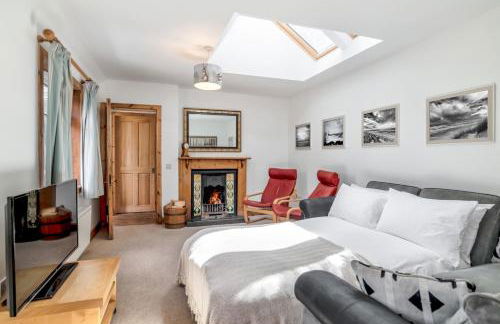 Dormie Cottage, lovely bright and spacious bungalow with wood fire - Foto 14