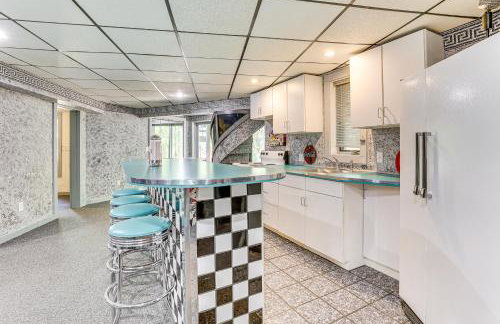 Walk to School House Winery Home with Deck! - Foto 29