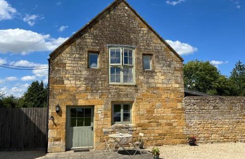 Pheasant Cottage Stunning peaceful home parking - Pass the Keys - Photo 1